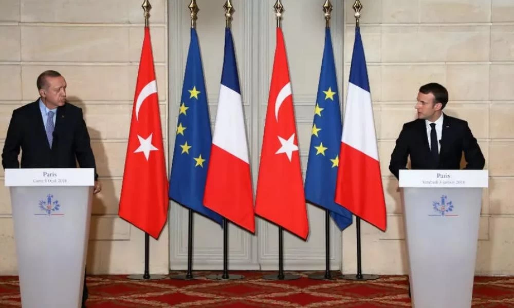 Σε "τεντωμένο σχοινί" οι σχέσεις Μακρόν-Ερντογάν: Οι επεκτατικές βλέψεις της Τουρκίας και η κόντρα με τη Γαλλία